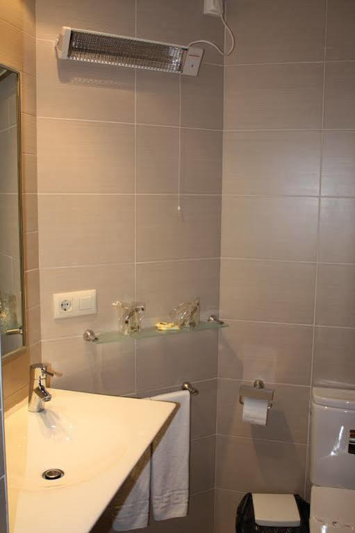 Hotel Vilagarcia Vilagarcia de Arousa Exteriör bild